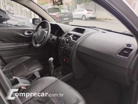 MÉGANE 1.6 Expression 16V