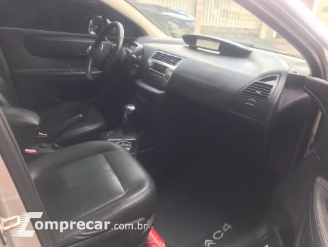 CITROEN C4 2.0 Exclusive 16V 4 portas