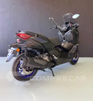 Xmax 300