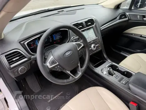 Fusion Titanium 2.0 145cv Aut. (Híbrido)