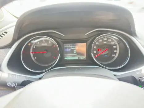 Onix Hatch 1.0 4P FLEX LTZ TURBO AUTOMÁTICO
