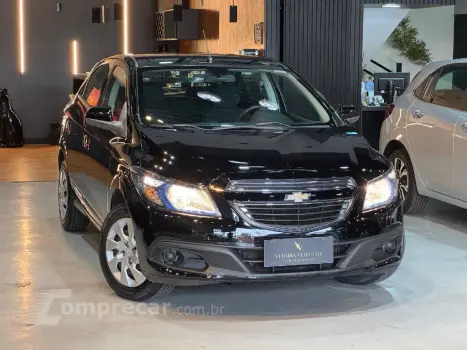 CHEVROLET ONIX 1.4 MPFI LT 8V FLEX 4P MANUAL 4 portas