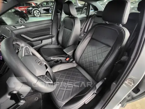 VIRTUS 1.4 250 TSI EXCLUSIVE AUTOMÁTICO