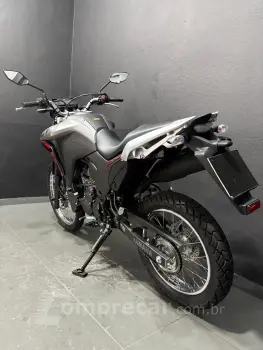 LANDER 250 ABS CONNECTED