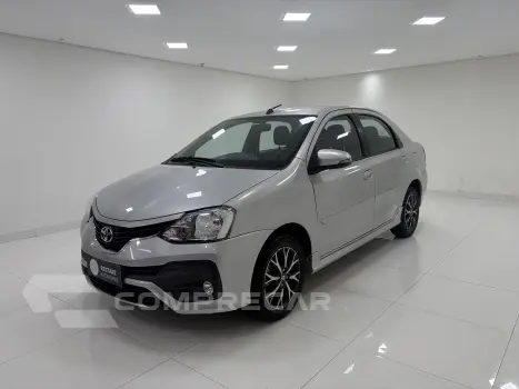 Toyota ETIOS 1.5 Platinum Sedan 16V 4 portas
