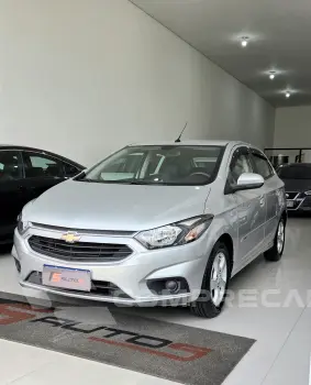 CHEVROLET ONIX 1.4 MPFI LT 8V 4 portas