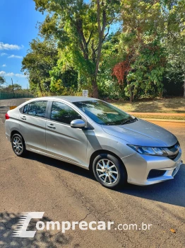 CITY 1.5 DX Sedan 16V