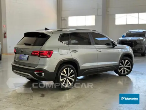 TAOS 1.4 250 TSI TOTAL FLEX HIGHLINE AUTOMÁTICO