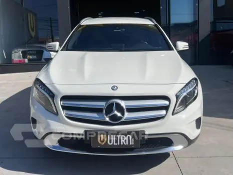 GLA 200 Advance 1.6/1.6 TB 16V Flex Aut.