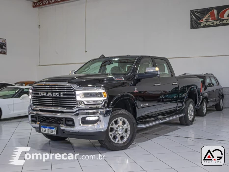 RAM 3500 6.7 Laramie 4X4 CD 6 Cilindros Turbo 4 portas