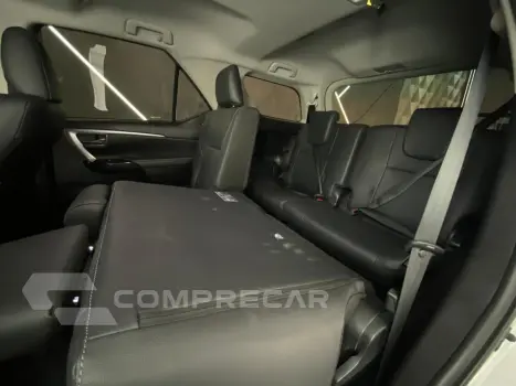 Hilux SW4 SRX Plat. 4x4 2.8 TB Die. Aut.