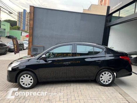 VERSA 1.0 12V FlexStart 4p Mec.