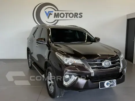 HILUX SW4 2.8 SRX 4X4 7 LUGARES 16V TURBO INTERCOOLER DIESEL