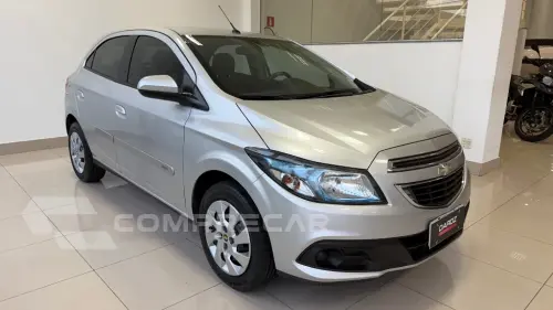 ONIX HATCH LT 1.4 8V FlexPower 5p Mec.