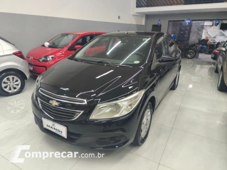 CHEVROLET ONIX HATCH LT 1.0 8V FlexPower 5p Mec. 4 portas