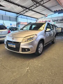 Renault SANDERO Privilège Hi-Flex 1.6 16V 5p Aut 4 portas