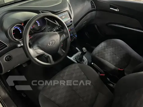 HB20S 1.6 COMFORT PLUS 16V FLEX 4P MANUAL