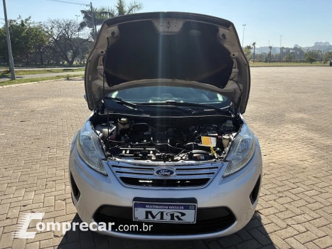 FIESTA 1.6 SE Sedan 16V