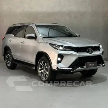 Hilux SW4 SRX Plat. 4x4 2.8 TB Die. Aut.