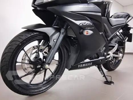 YAMAHA YZF R15