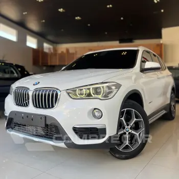 BMW X1 2.0 16V Turbo Activeflex Sdrive20i 4 portas