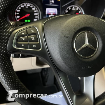 Mercedes-Benz C 200 2.0 CGI Avantgarde 16V 4 portas