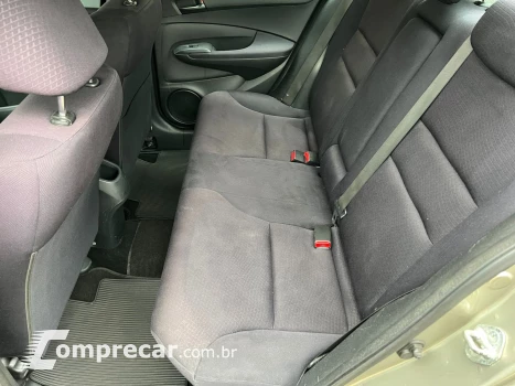 CITY 1.5 LX Sedan 16V