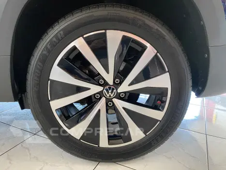 TAOS 1.4 250 TSI Highline