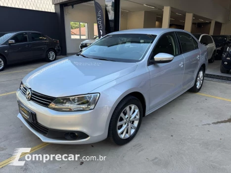 Volkswagen JETTA Comfortline 2.0 T.Flex 8V 4p Tipt. 4 portas