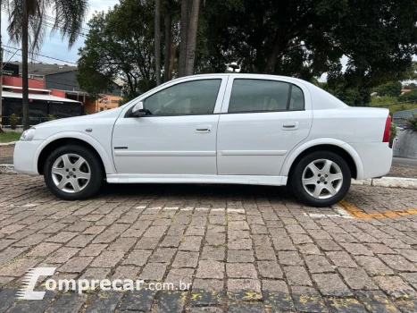 Astra Advantage 2.0 MPFI 8V FlexPower 5p