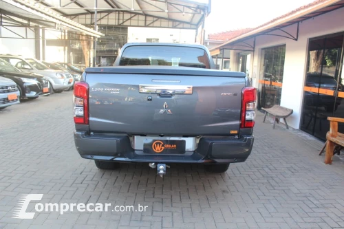 L 200 Triton 2.4 16V SPORT HPE-S 4X4 CABINE DUPLA TURBO DIES