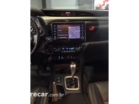 HILUX 2.8 D-4D TURBO DIESEL CD SRX 4X4 AUTOMÁTICO