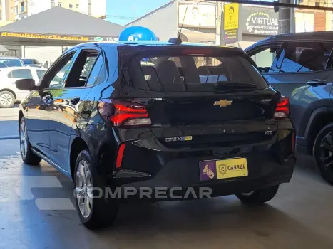 ONIX HATCH LTZ 1.0 12V TB Flex 5p Aut.