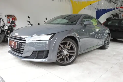 Audi TT Versão Única 2 portas