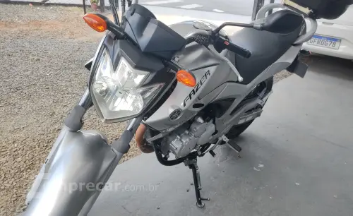 HONDA FAZER YS250
