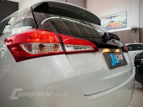 YARIS YARIS XL 1.5 Flex 16V 5p Aut.