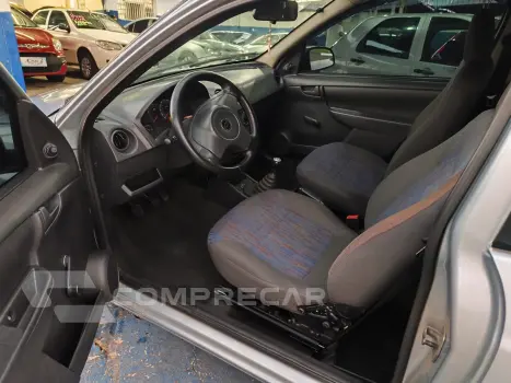 CELTA 1.0 MPFI Life 8V