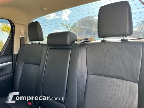 HILUX 2.8 D-4D TURBO DIESEL CD SRX 4X4 AUTOMÁTICO