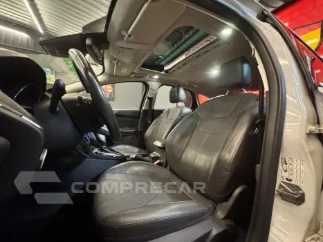 Focus 2.0 Titanium 16V Flex 4P Powershift