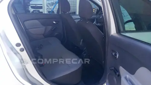 LOGAN 1.0 12V SCE Expression