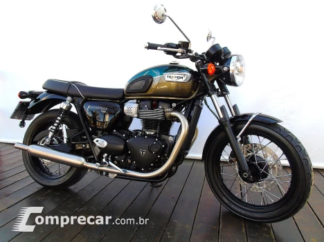 TRIUMPH BONNEVILLE T100 900
