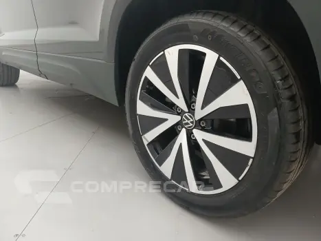 TAOS 1.4 250 TSI TOTAL FLEX COMFORTLINE AUTOMÁTICO