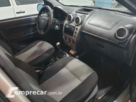 Fiesta Sedam 1.6 Zetec