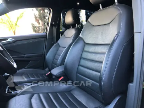 Taos 1.4 250 Tsi Total Flex Highline Automático