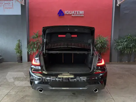 320i 2.0 16V TURBO GASOLINA M SPORT AUTOMÁTICO