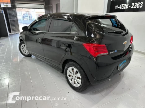 Onix Hatch 1.0 4P FLEX LT PLUS