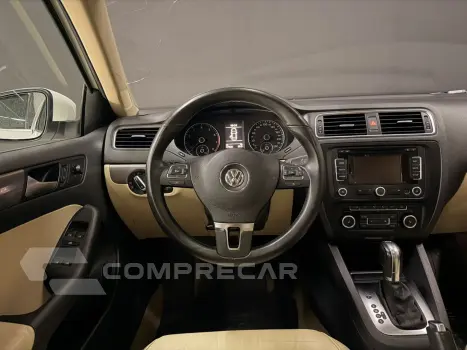 JETTA 2.0 TSI HIGHLINE 200CV GASOLINA 4P TIPTRONIC