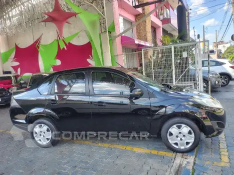 FIESTA 1.6 Rocam SE Sedan 8V