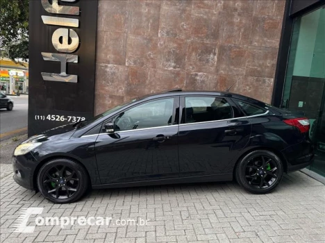 FOCUS 2.0 Titanium Plus Sedan 16V