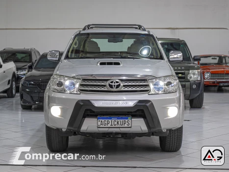 HILUX SW4 3.0 SRV 4X4 7 Lugares 16V Turbo Intercooler